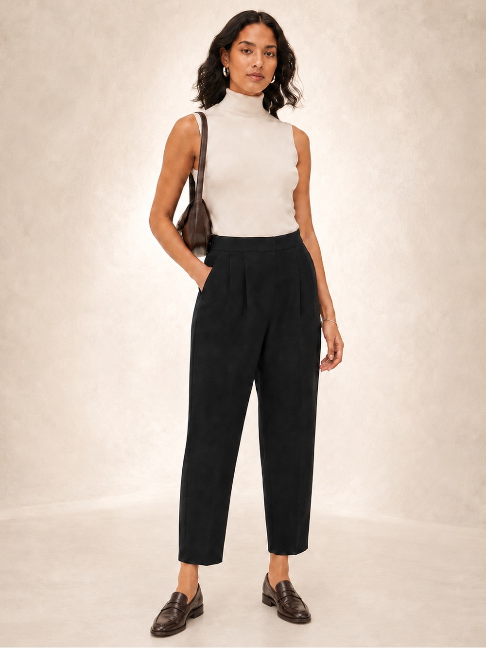 Aritzia Babaton Cohen Japanese Crepe Cropped Trousers Black Sz 4